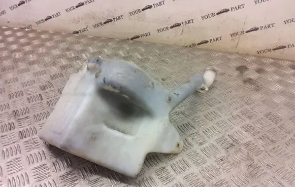 Smart Roadster Windshield washer fluid reservoir/tank 0009802v003