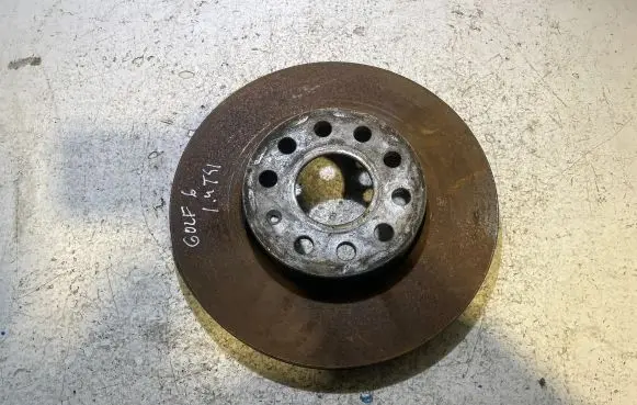 Volkswagen Golf VI Front brake disc