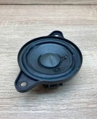 Mercedes-Benz E W211 Front door speaker A2118203002