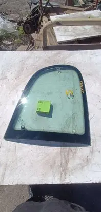 Peugeot 206 Rear door window glass 1212123