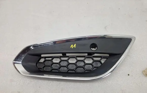 Volvo V60 Front bumper lower grill 31294135