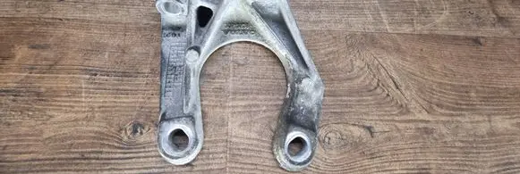 Volvo XC60 Front differential bracket 30713236
