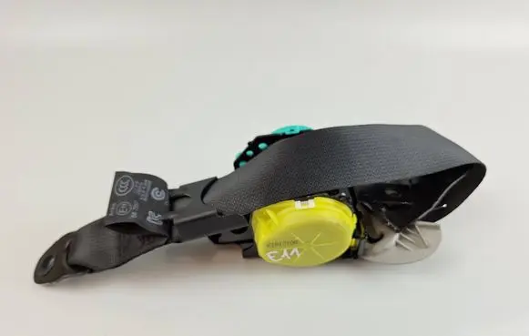 KIA Sorento Rear seatbelt 89820C5000 89820C50000BGA