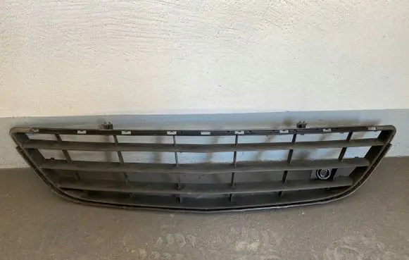 Opel Corsa D Front bumper lower grill 13179942