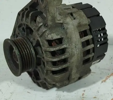 Volkswagen PASSAT B5 Generator/alternator SG9B010 C542225R 20131218
