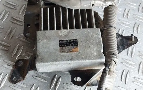 Lexus IS 220D-250-350 Fuel injection control unit/module 8987120070