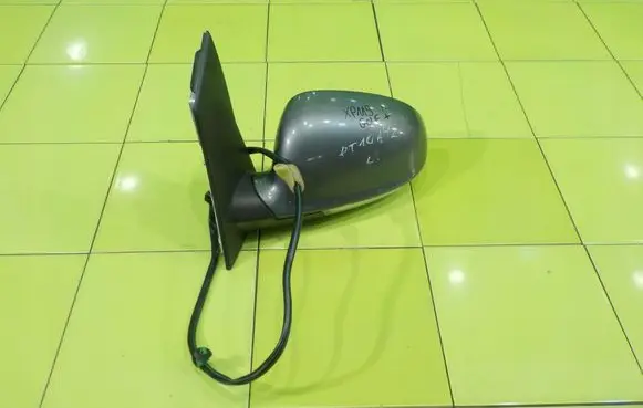 Volkswagen Golf Plus Front door electric wing mirror LEWE XP119