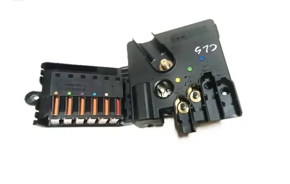 Mercedes-Benz CLS C219 Fuse module 2119820302 00714
