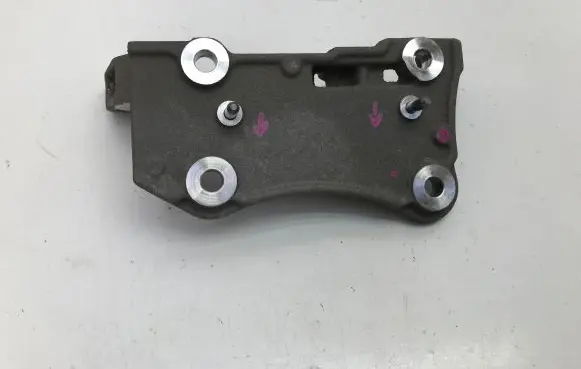 Opel Mokka B Gearbox mounting bracket 9826426680