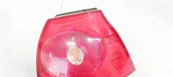 Volkswagen Golf V Rear/tail lights 1K6945096AC 89031823
