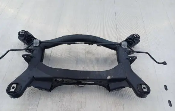 BMW 4 F32 F33 Rear subframe 6863151 6761145