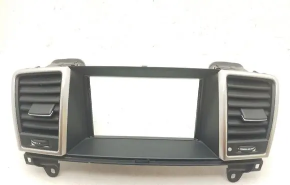 Mercedes-Benz ML W166 Dash center air vent grill A1668300854
