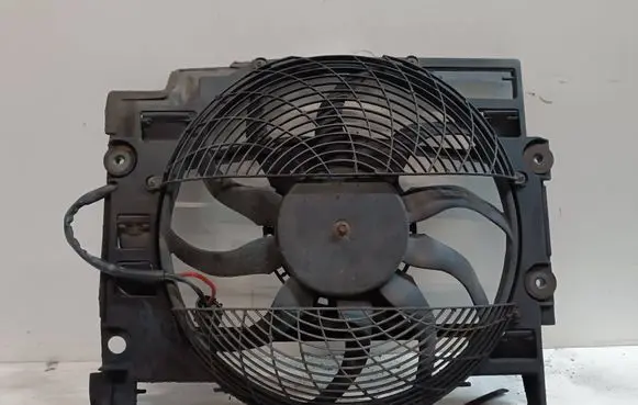 BMW 5 E39 Electric radiator cooling fan 64548370993