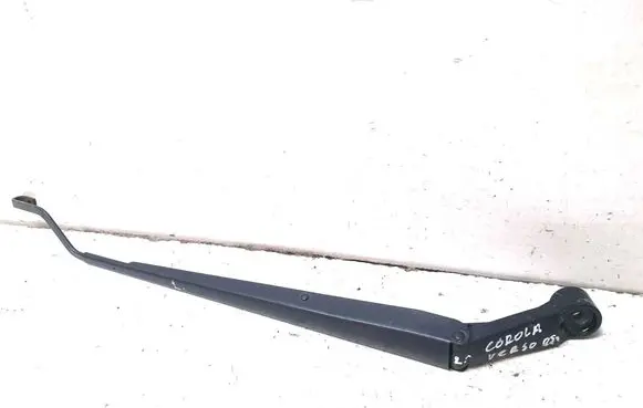 Toyota Corolla Verso AR10 Front wiper blade arm 