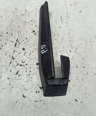 Mercedes-Benz ML W164 Front passenger seat rail trim A1649195020 1525312