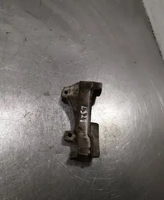 Citroen C4 II Engine mounting bracket 9688615780