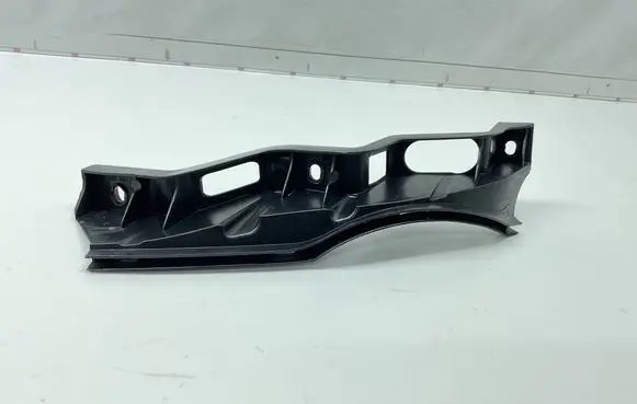 Volkswagen Golf VI Front bumper mounting bracket 3C0807890