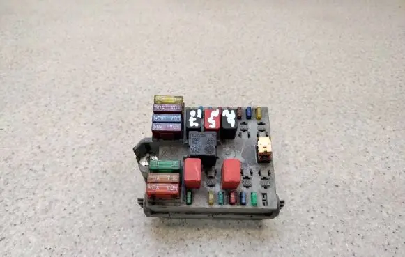Fiat Punto (188) Fuse box set 46763650