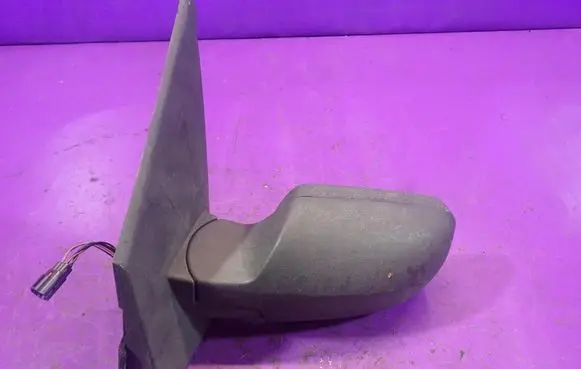 Ford Fusion Front door electric wing mirror 