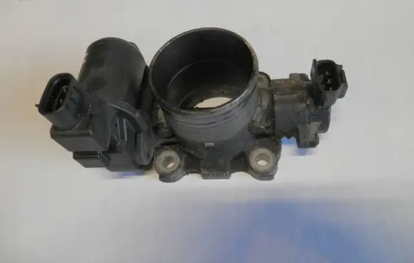 Lexus IS 220D-250-350 Throttle valve 260106021