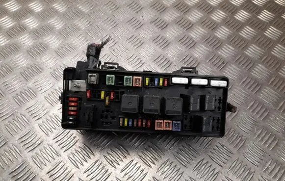 Chrysler 300 - 300C Fuse box set 04759996AB