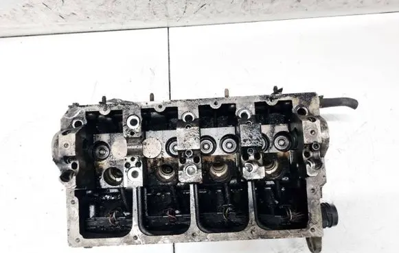 Engine head