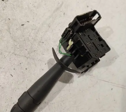 Renault Laguna II Wiper control stalk 8200012245