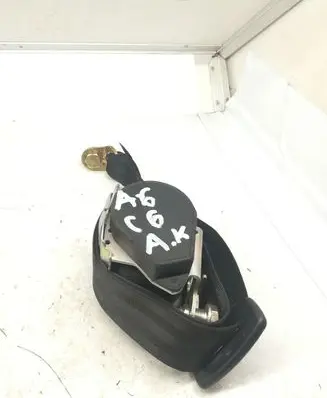 Rear seatbelt