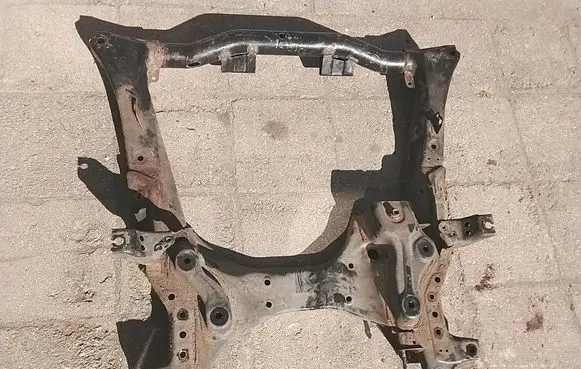 Honda CR-V Front subframe 50200T1GE01