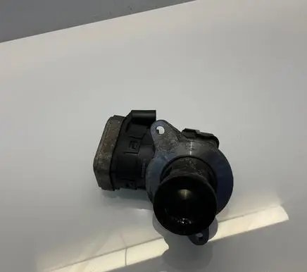 Mercedes-Benz E W211 EGR valve A6461400760 6461400760