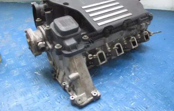 BMW 3 E46 Engine head 176905011