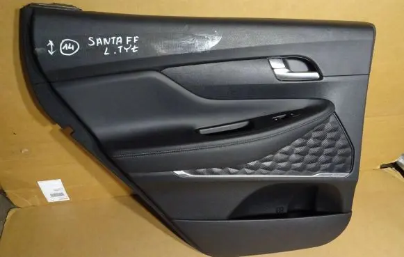 Hyundai Santa Fe Coupe rear side trim panel 