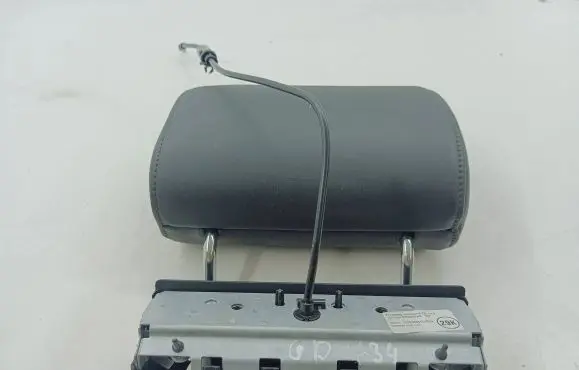 Audi Q7 4L Third row seat headrest 