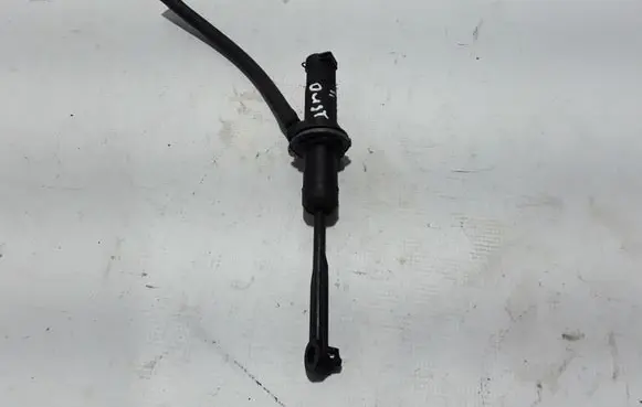 Dacia Duster Clutch slave cylinder 82004240048