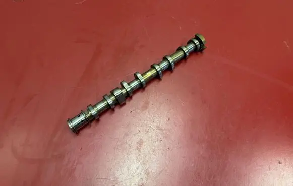 BMW X3 G01 Camshaft 8618193 8618193AI02