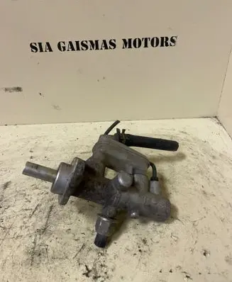 Nissan Almera Tino Master brake cylinder 25189079