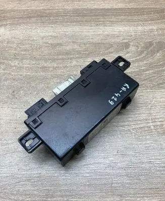 BMW 5 E39 Door control unit/module 8378773 689667
