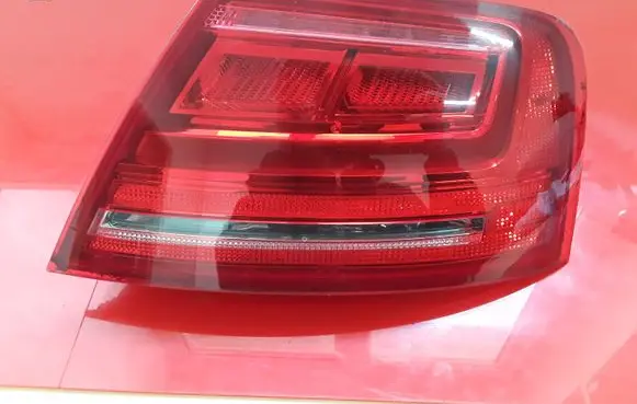 Audi A8 S8 D4 4H Rear/tail lights 4H0945096A 596004
