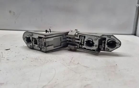 Volvo S60 Tail light bulb cover holder 161015