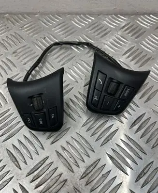 BMW 2 F46 Other switches/knobs/shifts 9263551