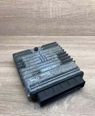 Ford Mondeo Mk III Engine control unit/module ECU 4S7112A650JD E2U9A