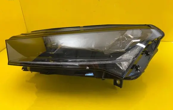Skoda Enyaq iV Headlight/headlamp 5LB941015A