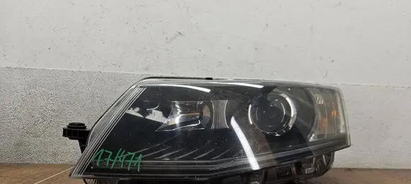 Skoda Octavia Mk3 (5E) Headlight/headlamp 5E1941015B