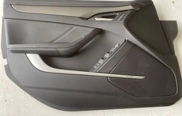 Cadillac CTS Front door 25866875