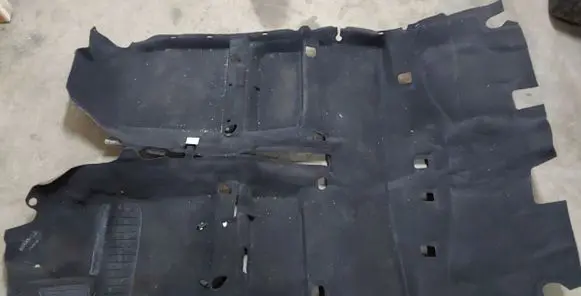 Toyota Auris 150 Interior carpet 5851002820