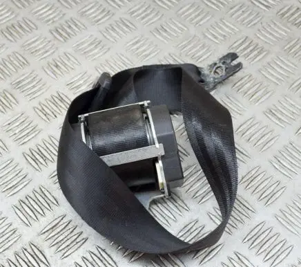 Audi A3 S3 8V Rear seatbelt 8V3857805 ALV6243363