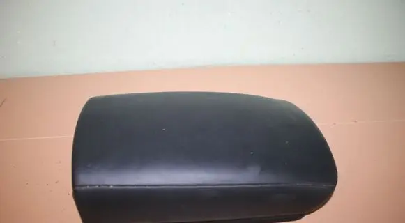 Nissan Qashqai Armrest