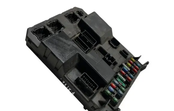 Peugeot 307 Comfort/convenience module 9651197480 9651196780 B3IJ0200