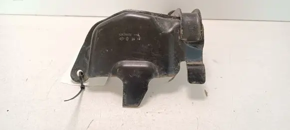 Renault Zoe A/C compressor mount bracket 926128667R