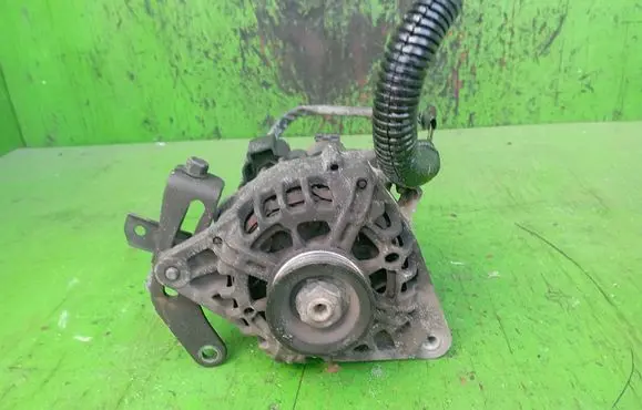 Hyundai Getz Generator/alternator 3730022650